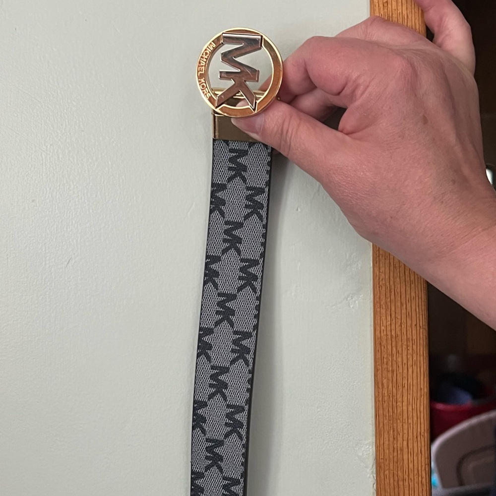 Large Reversible Michael Kors belt